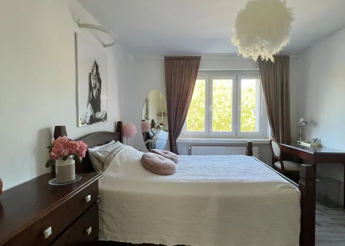 Stylish Room City Central - For Women